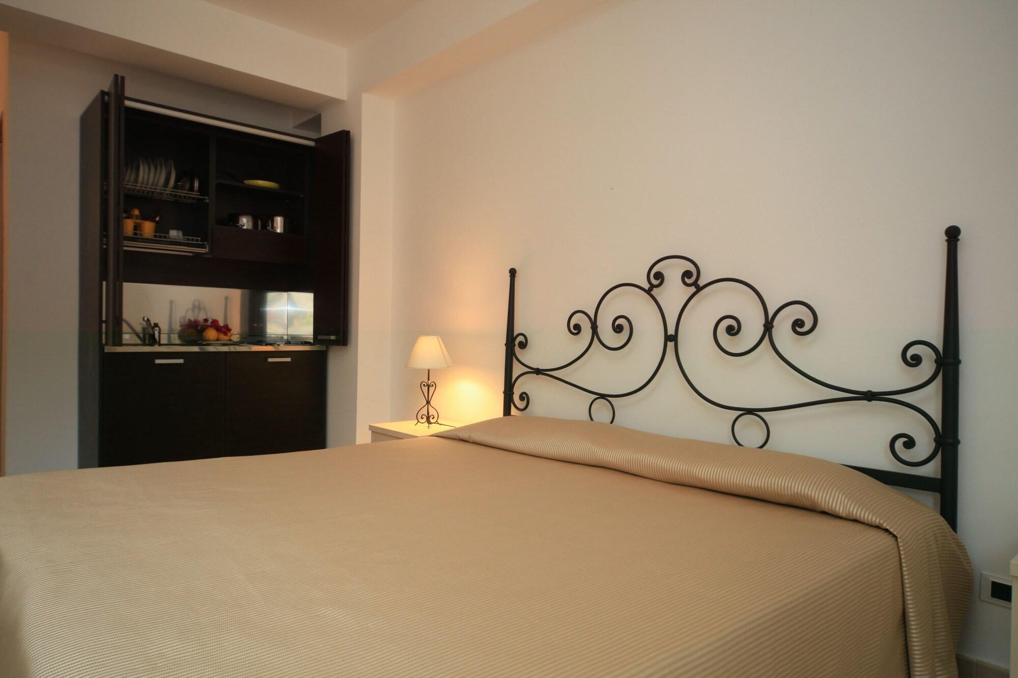 Hotel Amarea - Aeolian Charme Canneto  Buitenkant foto